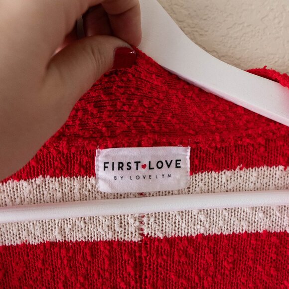 First Love Textured Striped Oversized Cardigan Sweater Small Red White Button - Picture 3 of 12